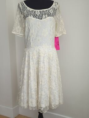 Betsey Johnson Ivory Lace Fit-and-Flare Prom Dress